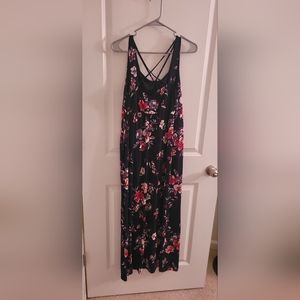 Floral Maxi Dress with Pockets